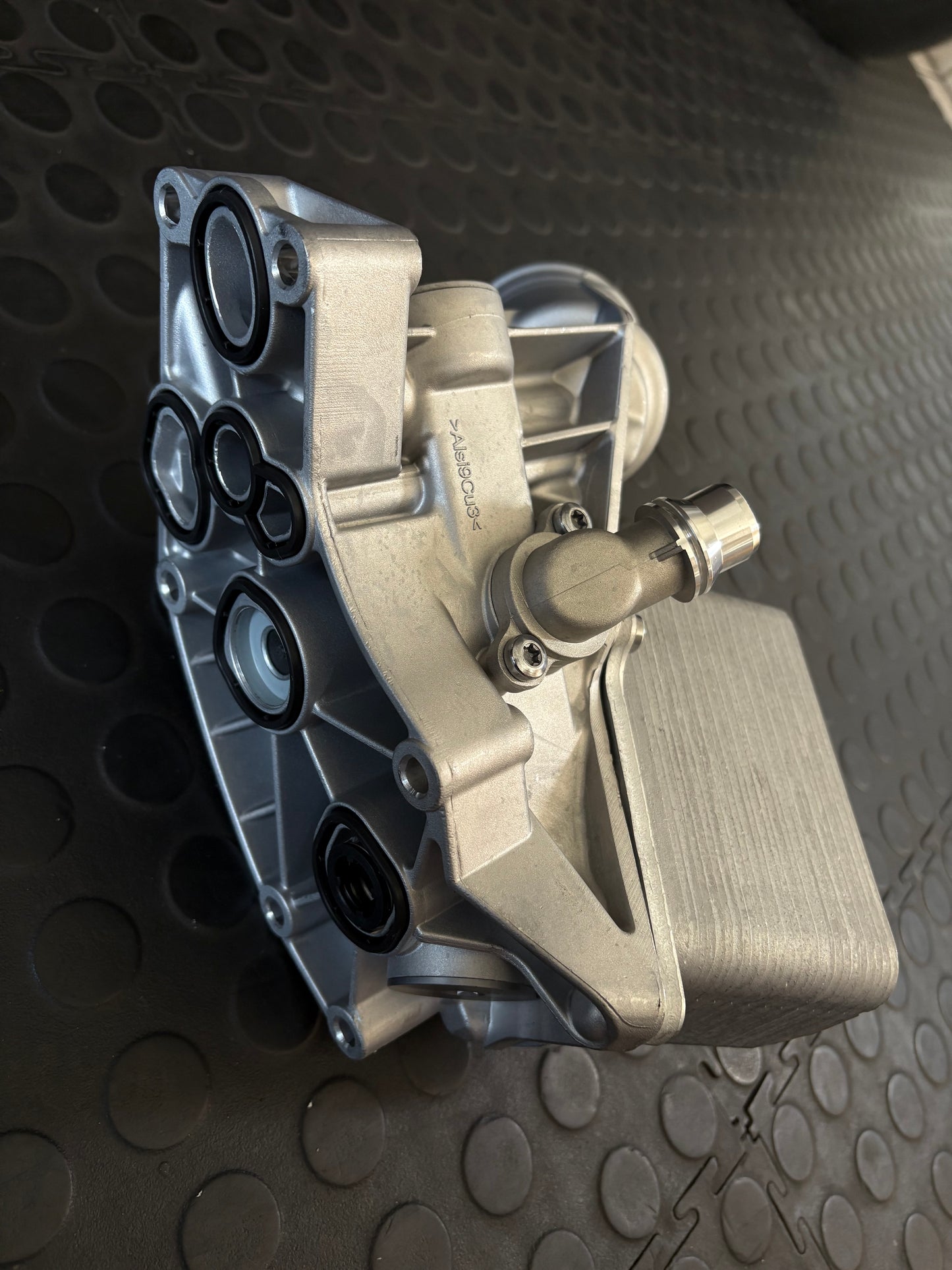 B58 Aluminium Oil Filter Housing