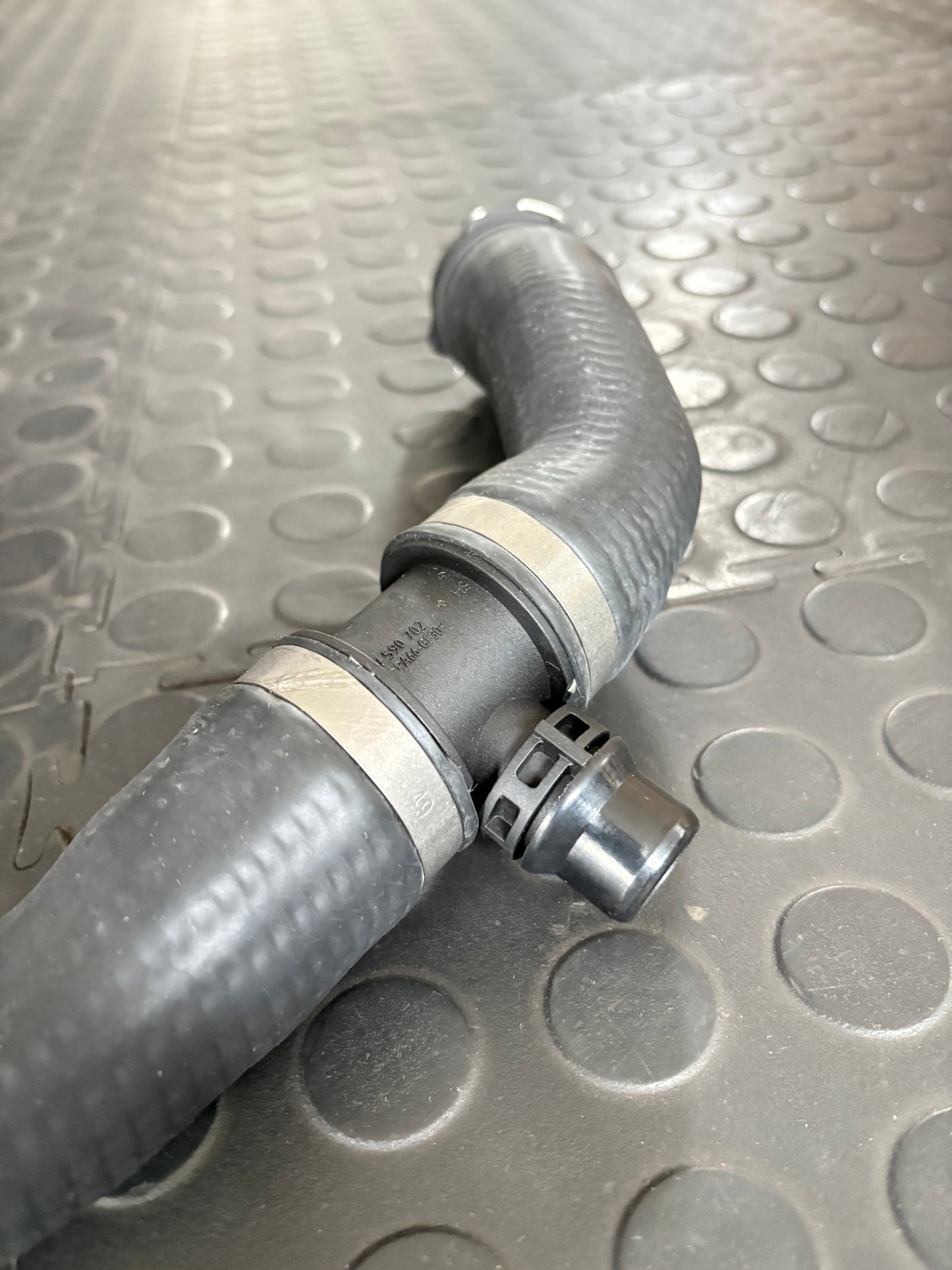 B58 Top Radiator Coolant Hose