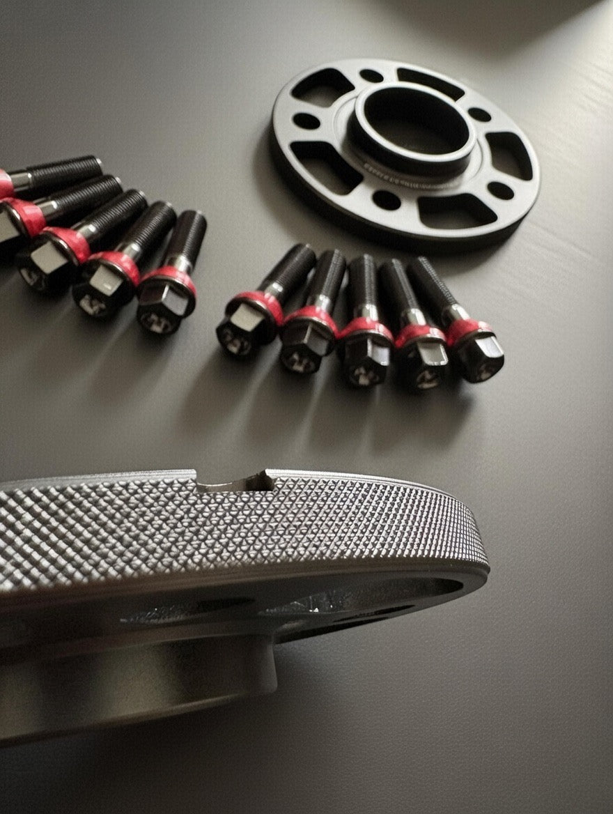 Premium G Series Hubcentric Spacers 12mm 15mm (WITH BOLTS)